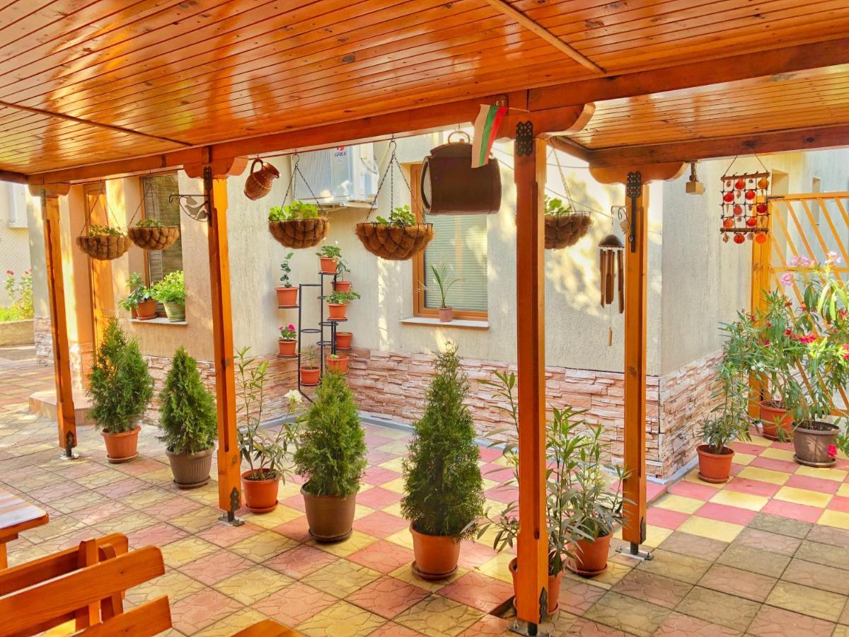 Tatyana Guest House Bjala Exteriér fotografie